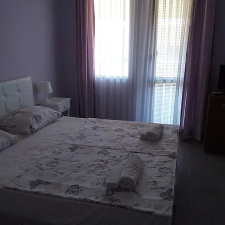 Penzion La Kameya Kiten (Burgas)